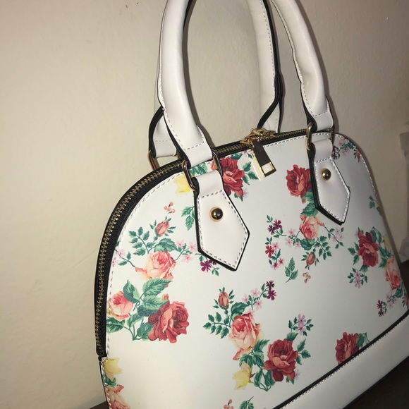 Flower Purse - Picture 2 of 4